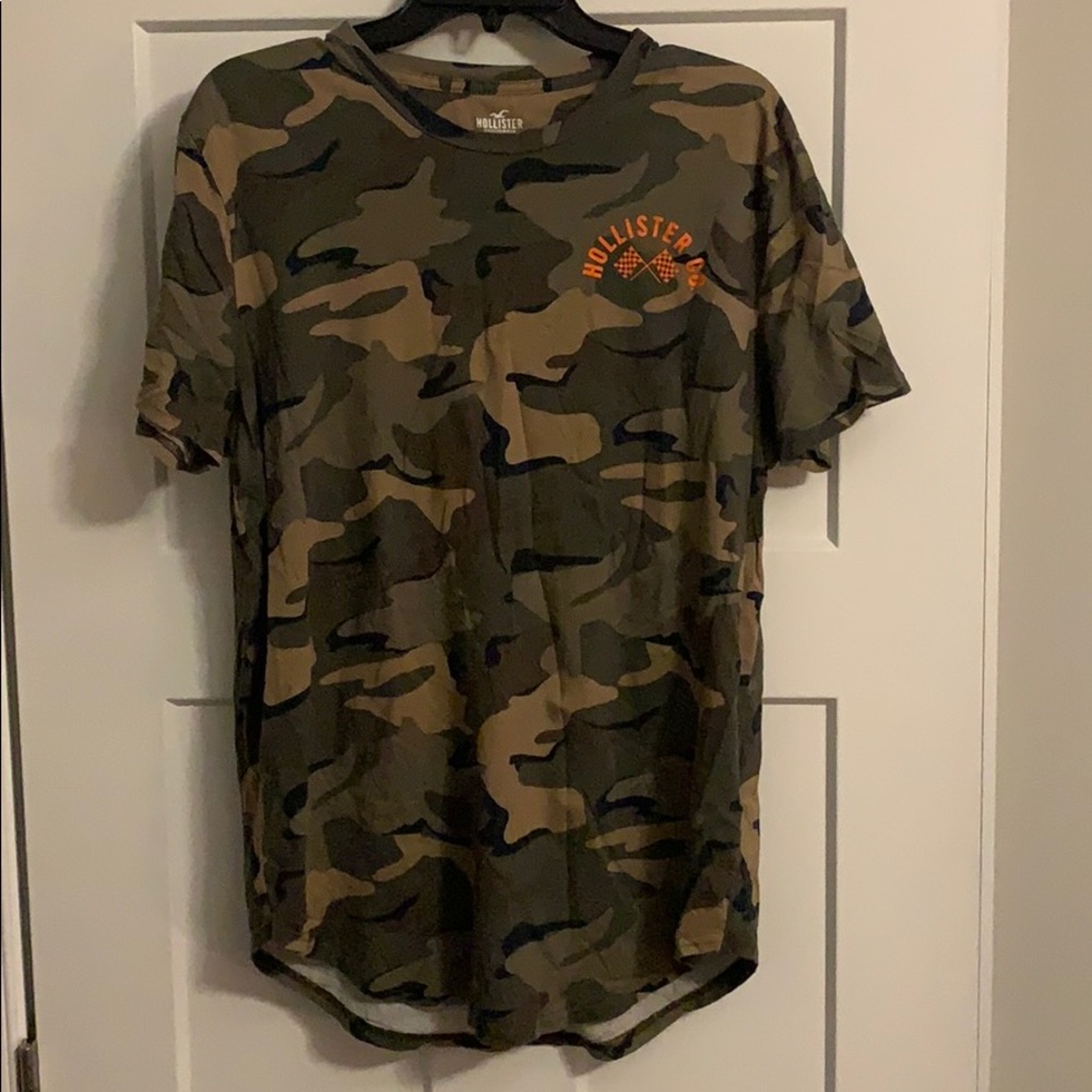 Hollister Camo Graphic Tee